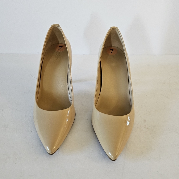 Michael Kors Beige Heels - Picture 2 of 6